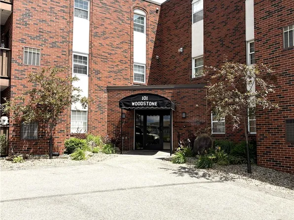 101 Woodstone Ln APT 21, New Kensington, PA 15068