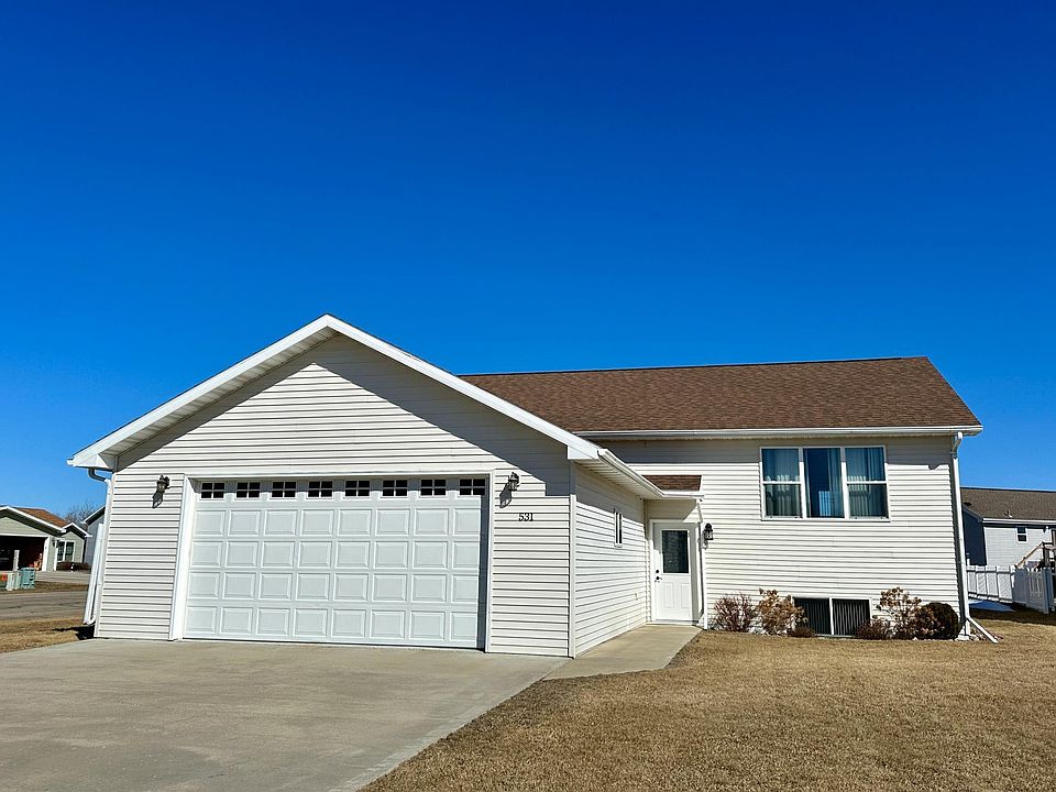 1st image of 531 Riverwood Dr