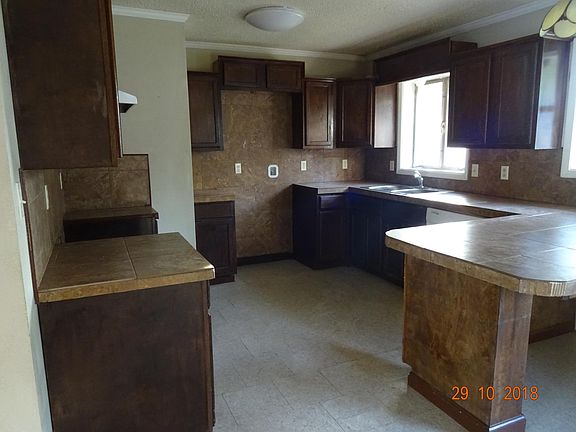 5th image of 118 Selman Dr
