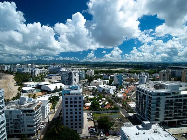1 Calle Amapola #3B, Carolina, PR 00979