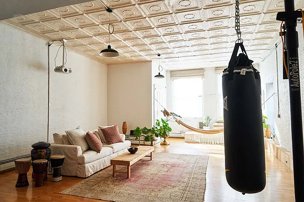 Rented by Northwind Group | media 8