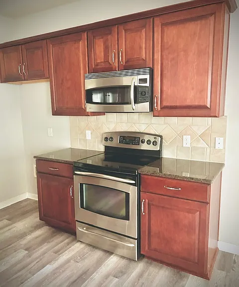 9813 Carson Whitley Ave — Photo 9