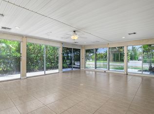 700 95th Ave N, Naples, FL 34108