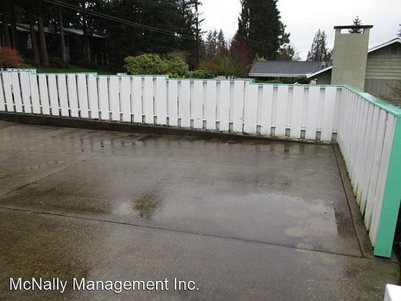 2nd image of 6013 Soundview Dr #B
