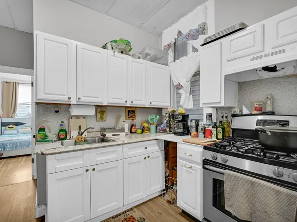 509 Monastery Place image 16 of 50