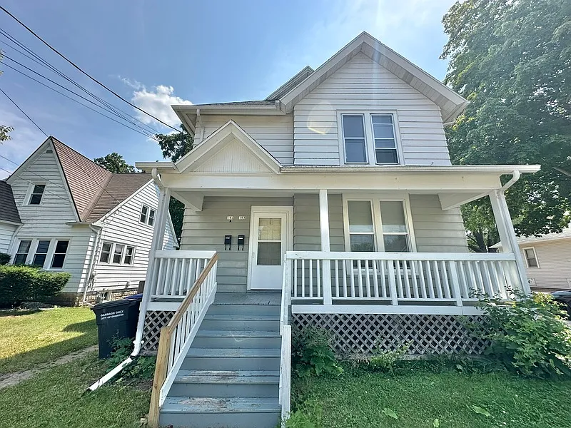 153A Brockway Ave