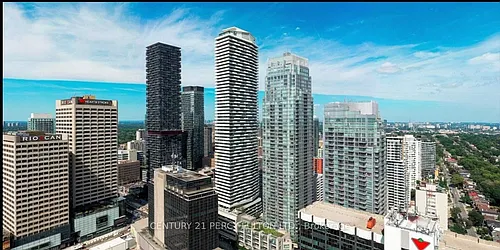 2221 Yonge St #4710 Photo 1