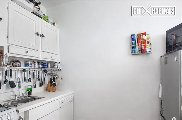 Rented by Citi Habitats | media 13