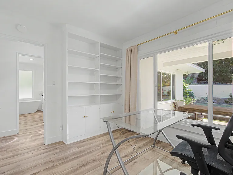 2840 Amby Pl — Photo 27