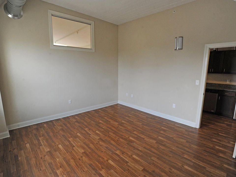 2nd image of 733 Broadway APT 108