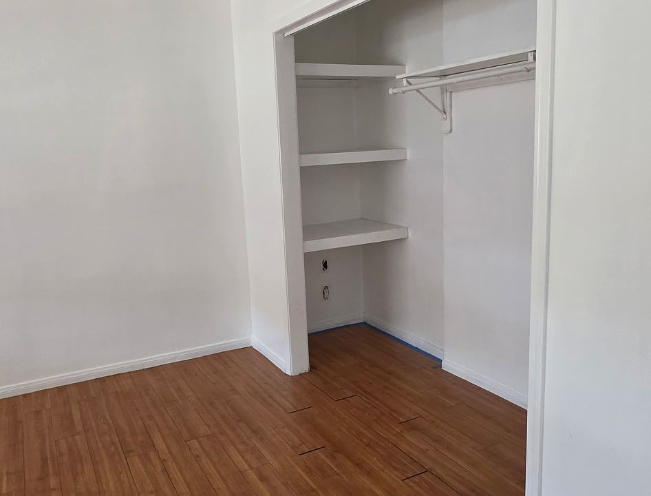 2nd image of 12063 Dunklee Ln
