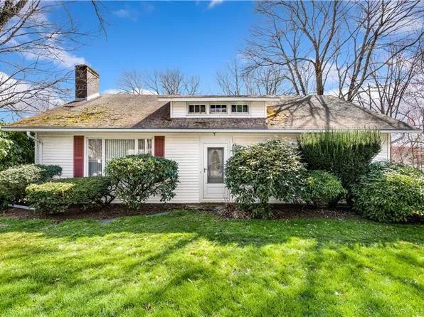 2444 Hartford Ave, Johnston, RI 02919