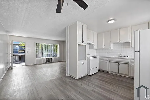 4063 Nicolet Ave #U-23 — Photo 5