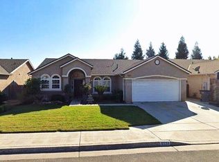 6537 E Buckeye Ave, Fresno, CA