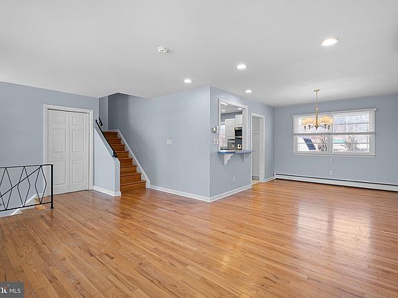 3rd image of 2738 Barnsley Rd