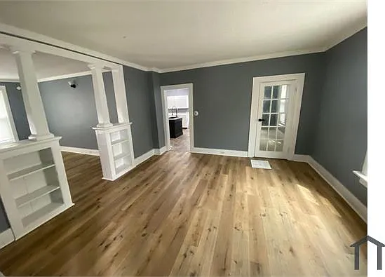 1716 W 7th St — Photo 12