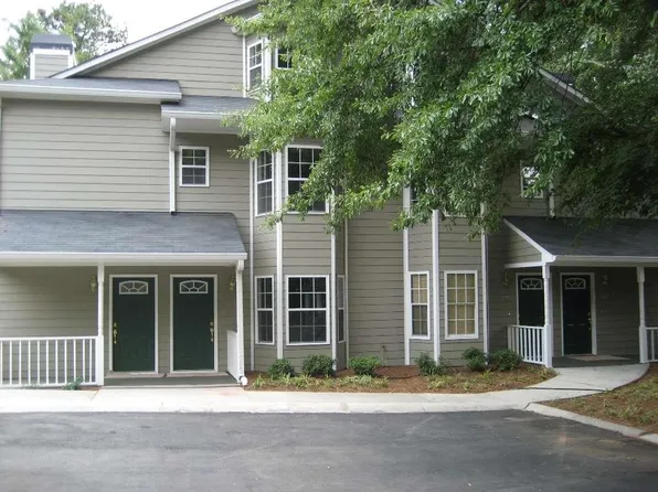 1514 Oakridge Ct, Decatur, GA 30033