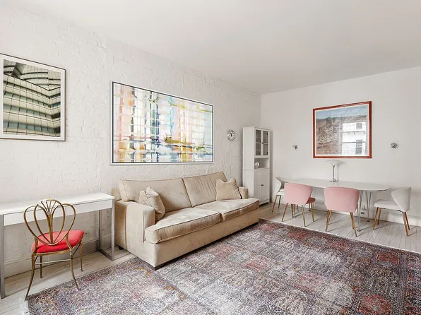 525 E 84th St APT 3B, Manhattan, NY 10028