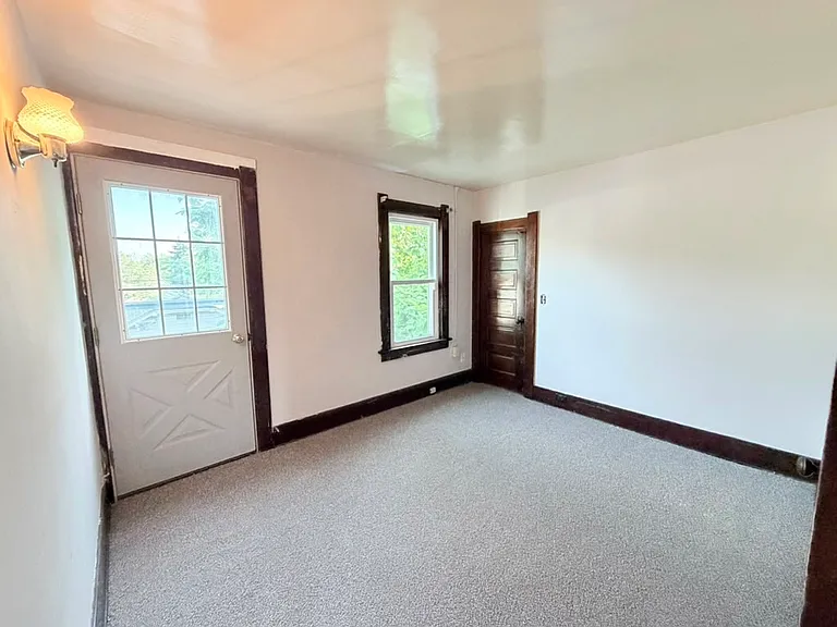 1119 Indiana Ave — Photo 12