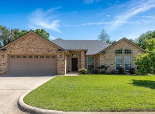 108 Woodbrook Ct, Longview, TX 75604