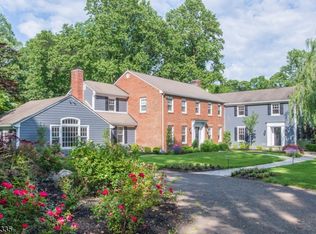 68 Shalebrook Dr, Morristown, NJ 07960