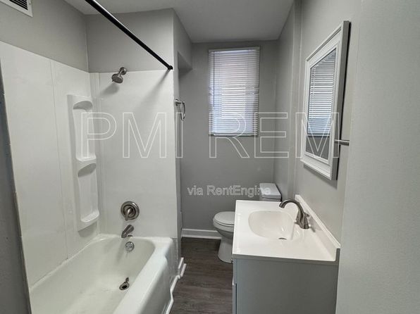 1982 White Pond Dr APT 6