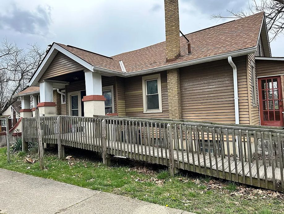 1st image of 931 Olive Ave