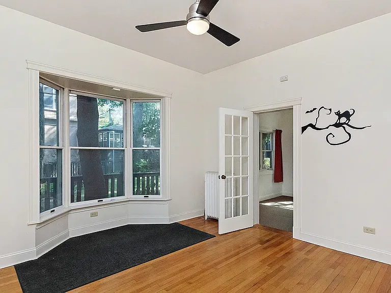 1228 Simpson St — Photo 4