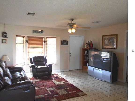 2nd image of 7233 Deegan St