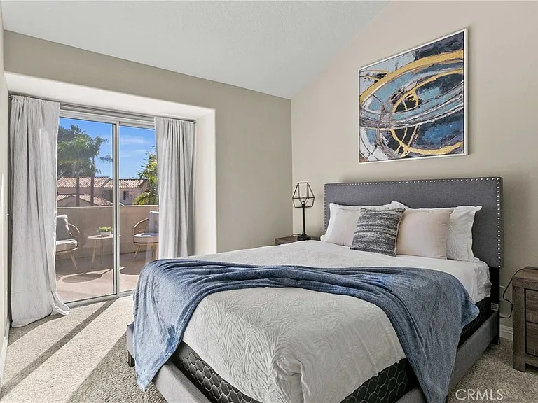 7 Genoa — Photo 15