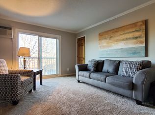 175 County Road B2 E APT 416, Little Canada, MN 55117