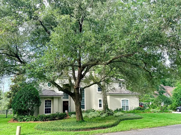 1843 Commodore Point Dr, Fleming Island, FL 32003
