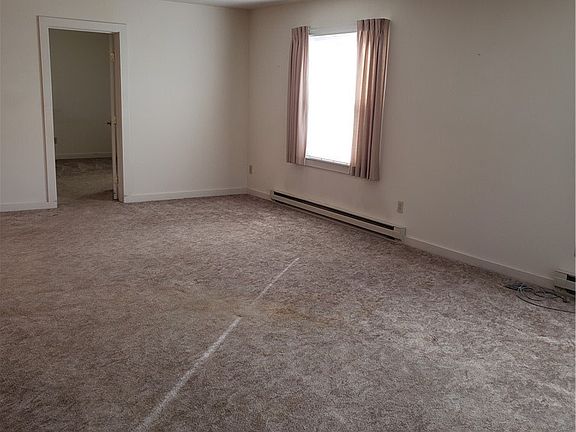2nd image of 405 E Pioneer Ave