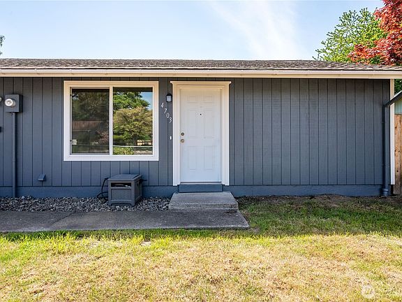 3rd image of 4703 Merlin Street