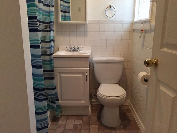 4th image of 1207 S Butler Ave #B