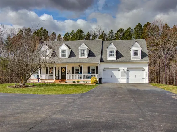 1124 Sunnymeade Rd, Rustburg, VA 24588