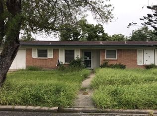 1006 Burr Dr, Corpus Christi, TX 78412