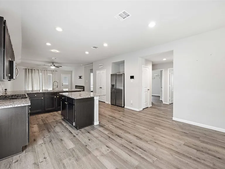 5503 James Michael Dr — Photo 3
