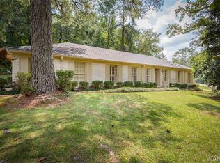 5509 Northwood Lake Dr E, Northport, AL 35473