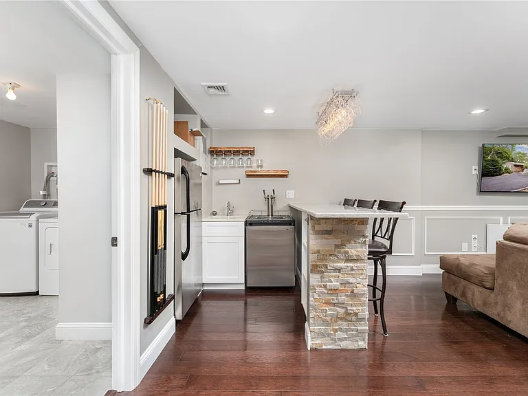 8 Wakeman Ct — Photo 17
