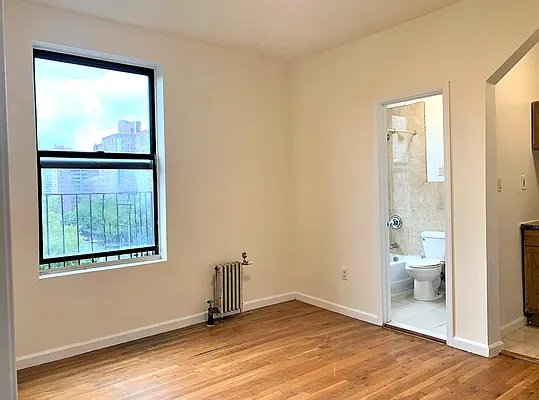 Rented by REAL New York | media 10