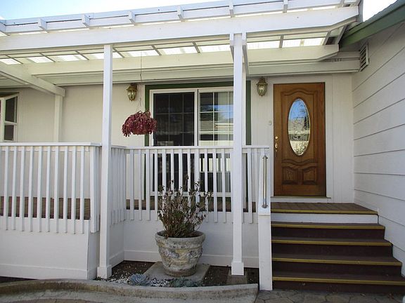 3rd image of 266 Cherry Ct #266