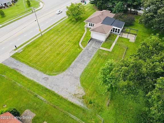 5th image of 7408 Shepherdsville Rd