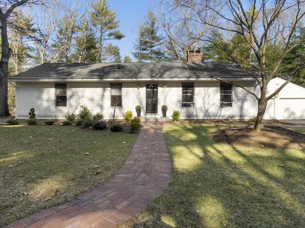 31 Oakwood Rd Duxbury Ma 02332 Zillow