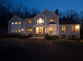 5 Major Moore Cir, Paxton, MA 01612