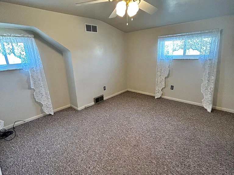 1737 Garfield St #B — Photo 7