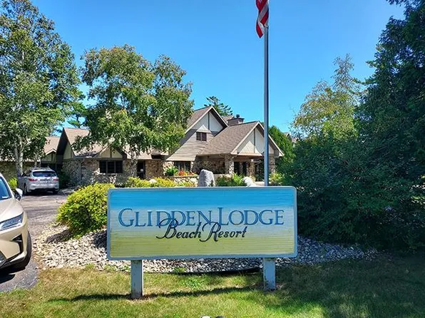 4676 Glidden Dr Unit 105, Sturgeon Bay, WI 54235