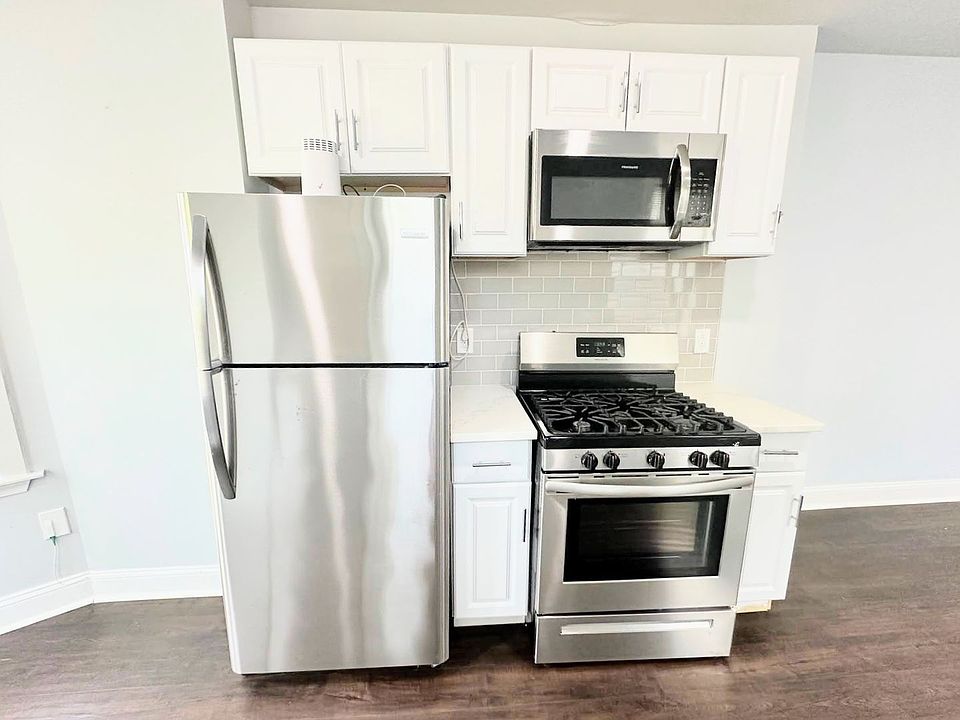 1st image of 1329 N 21st St #2