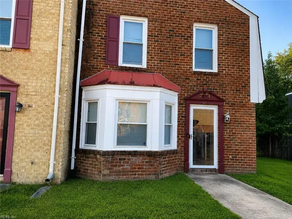 1830 Candlelight Dr, Chesapeake, VA 23325
