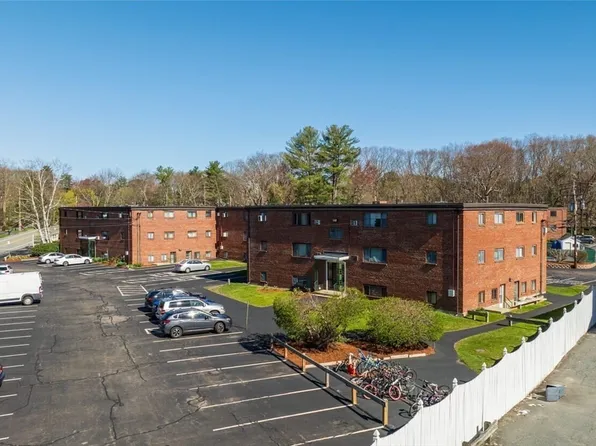 69 Nicholas Rd APT I, Framingham, MA 01701
